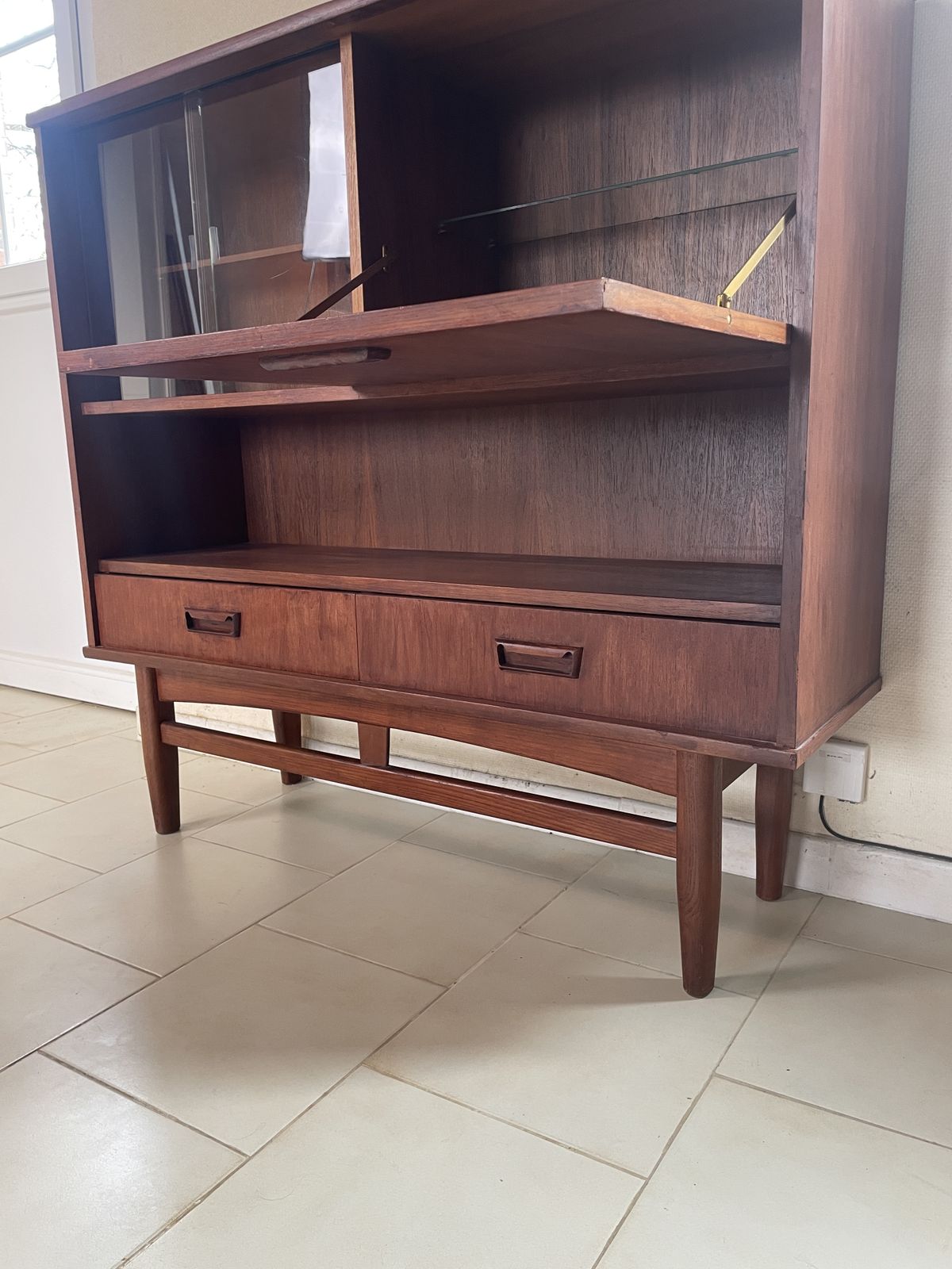 photo vinterior Scandinavian High Sideboard, 1960s