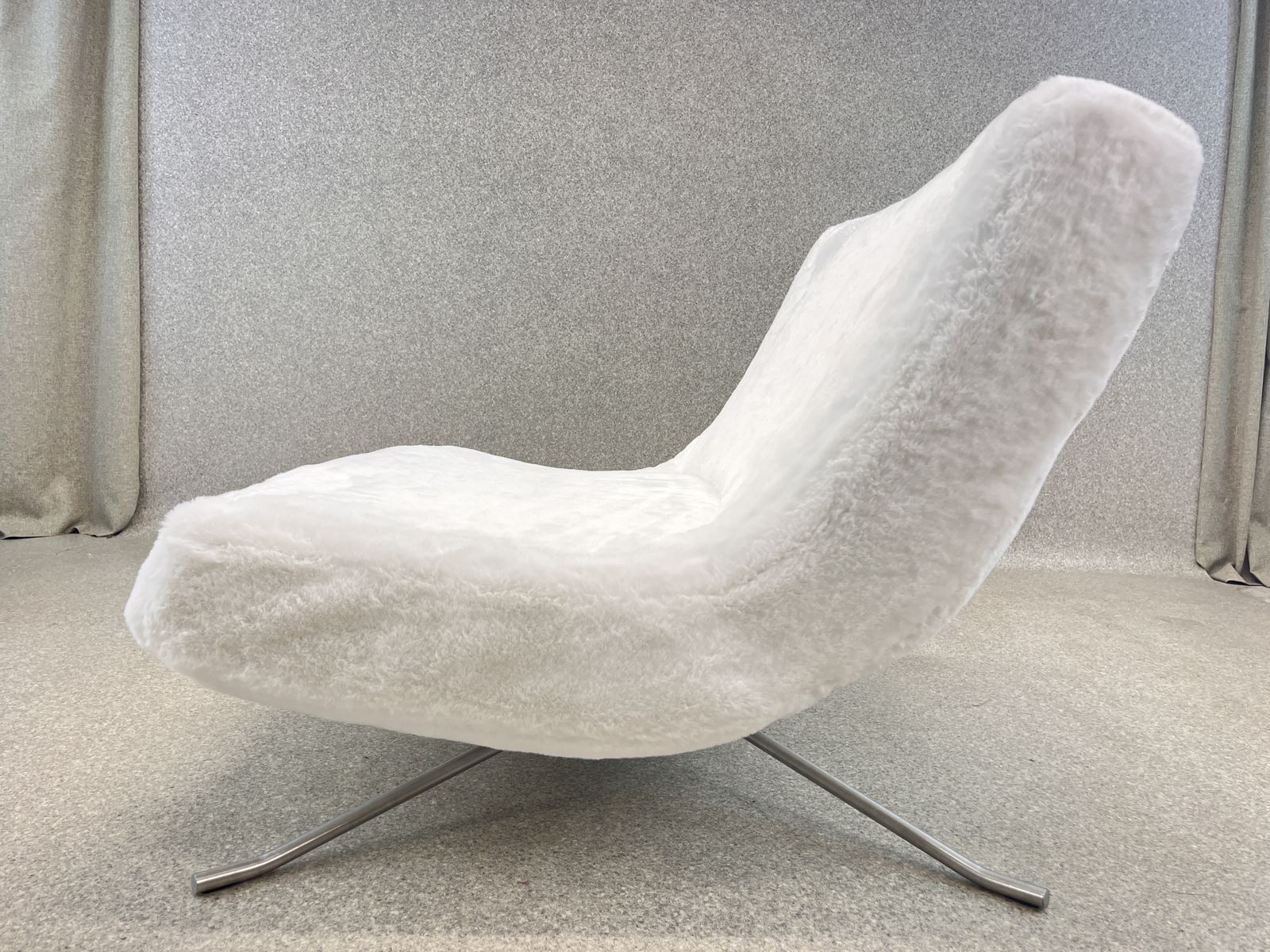 Furniture Fluffy Yeti Ligne Roset ‘Pop’ Easy Lounge Chair  With Footstool By Christian Werner photo