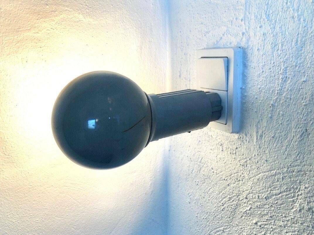 Dutch Vintage Postmodern 1980s Minimalist Spotlight Wall Lamp For Outlet In Grey Metal And Plastic   Design By Happylight photo vinterior