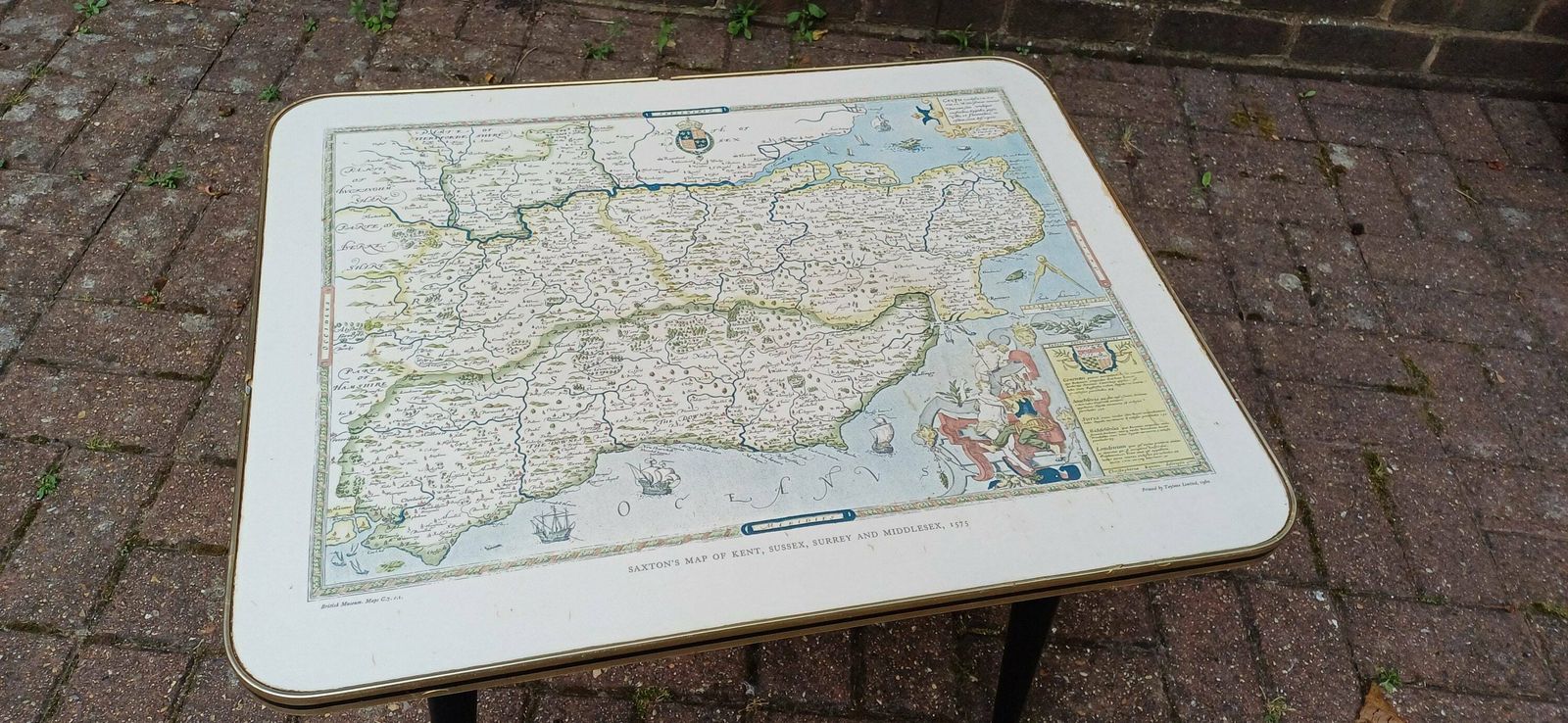 Vintage Retro Caxton Map 60s Coffee Table Saxton’s Map Of Kent, Sussex, Surrey And Middlesex, 1575. photo for sale
