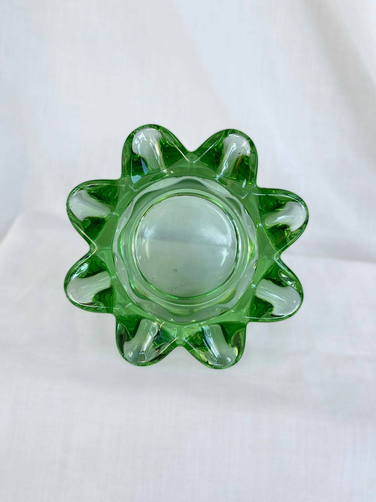 Sklo Union Czech Vintage Art Glass 1962. Amethyst Stylised Flower Design Glass Bowl photo buy