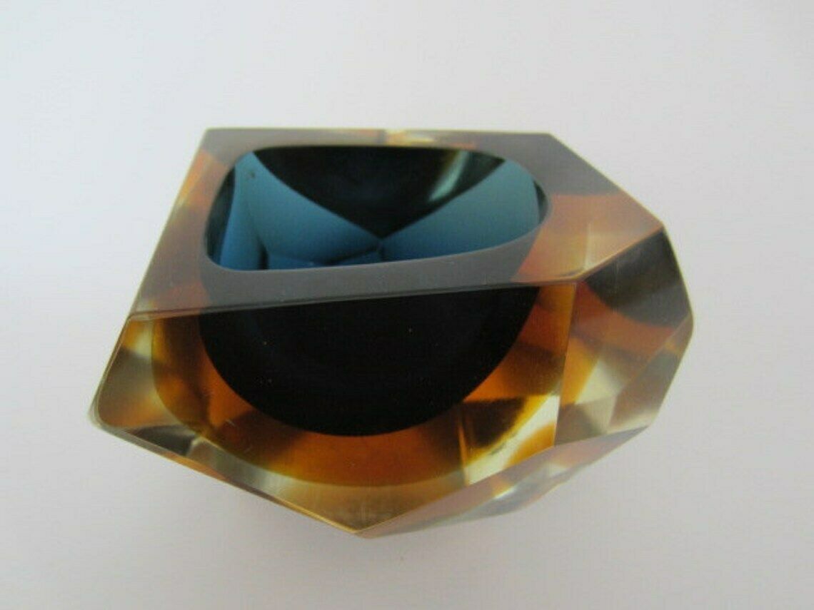 Murano Crystal Glass Sommerso Faceted Sculptural Bowl By Flavio Poli, 1960s,