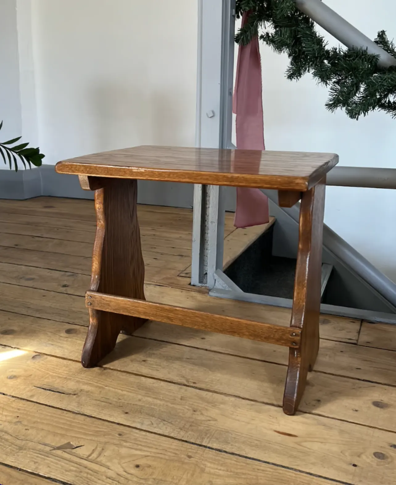 Vintage Oak Nest Of Tables (3 Pieces Set) photo furniture