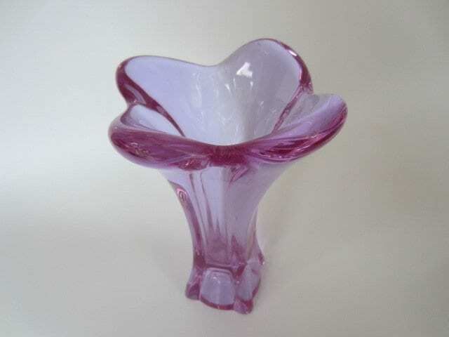 Murano/Czech Colour Changing Pink Alexandrite Sommerso Art Glass Bud Vase 1970's photo 132.0