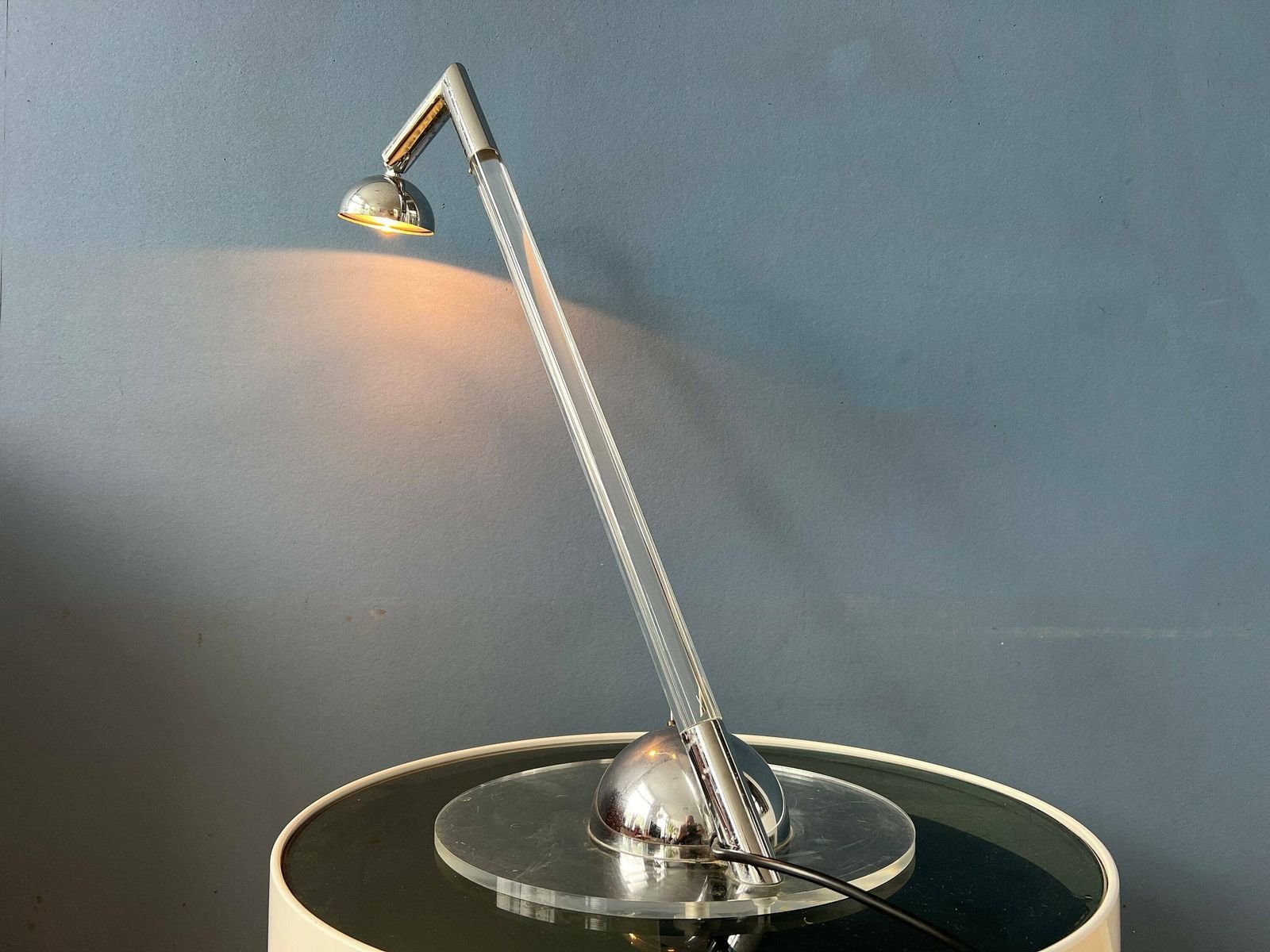 Postmodern Tafellamp Uit De Jaren 80 In Transparant Plexiglas