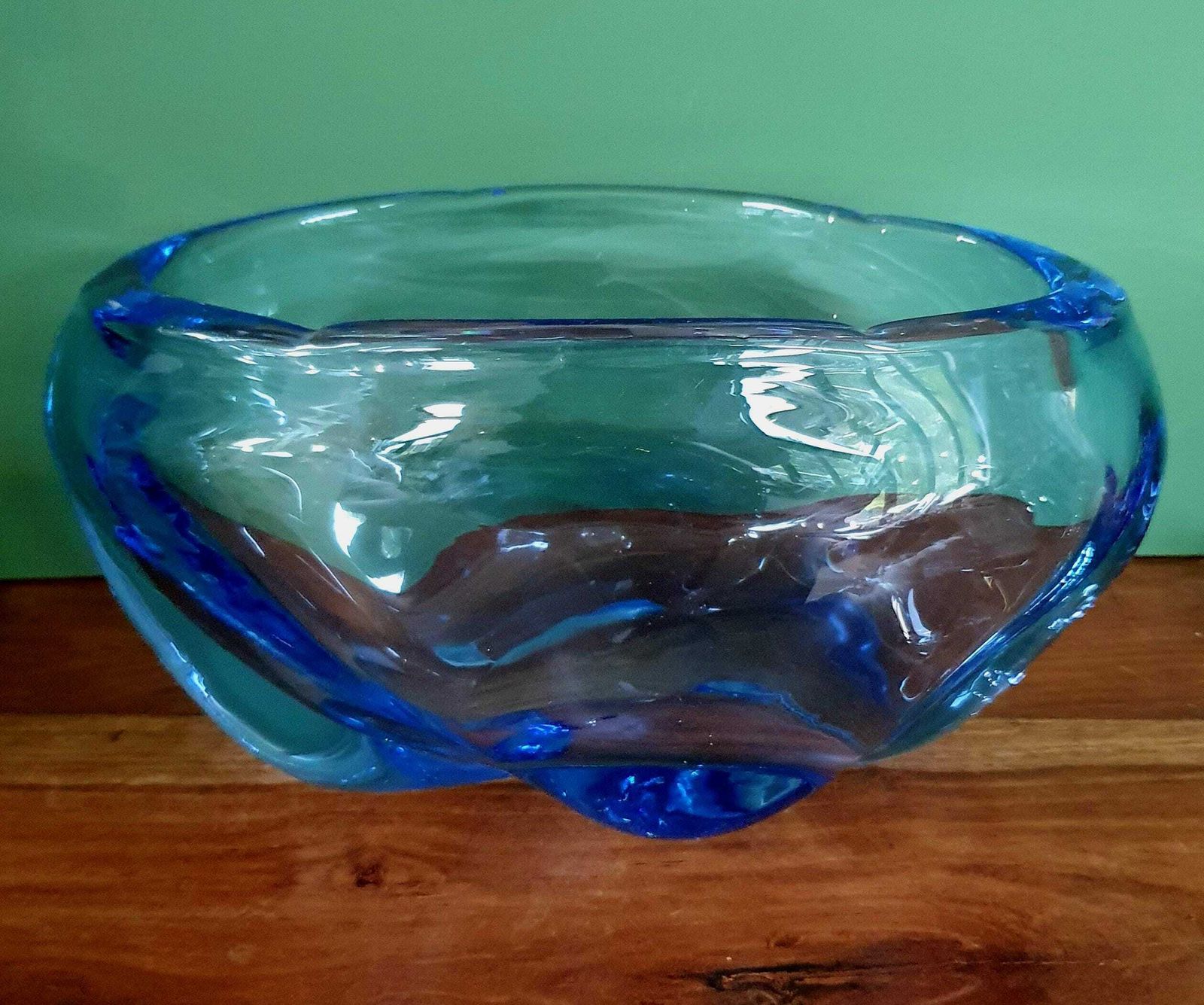 A Large 11 Inch Vintage Whitefriars James Hogan Sapphire Glass Pillow Bowl, Pattern 9250, C.1950s photo 83.0