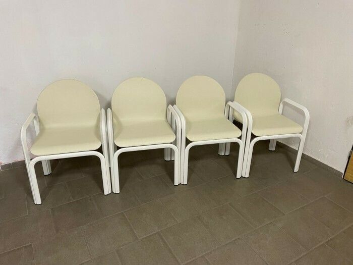 Set Of 4 Chairs Gae Aulenti Orsay For Knoll