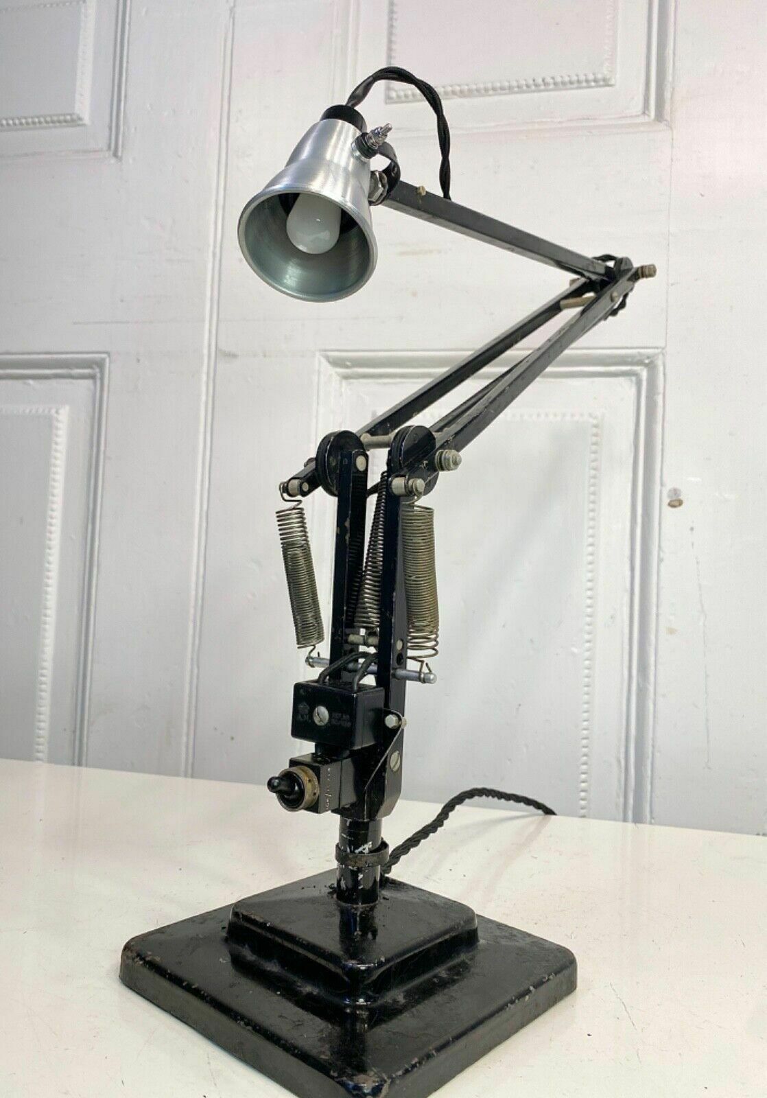 Herbert Terry & Sons Wwii Air Ministry 5c/1079 Navigators Anglepoise Lamp. photo for sale