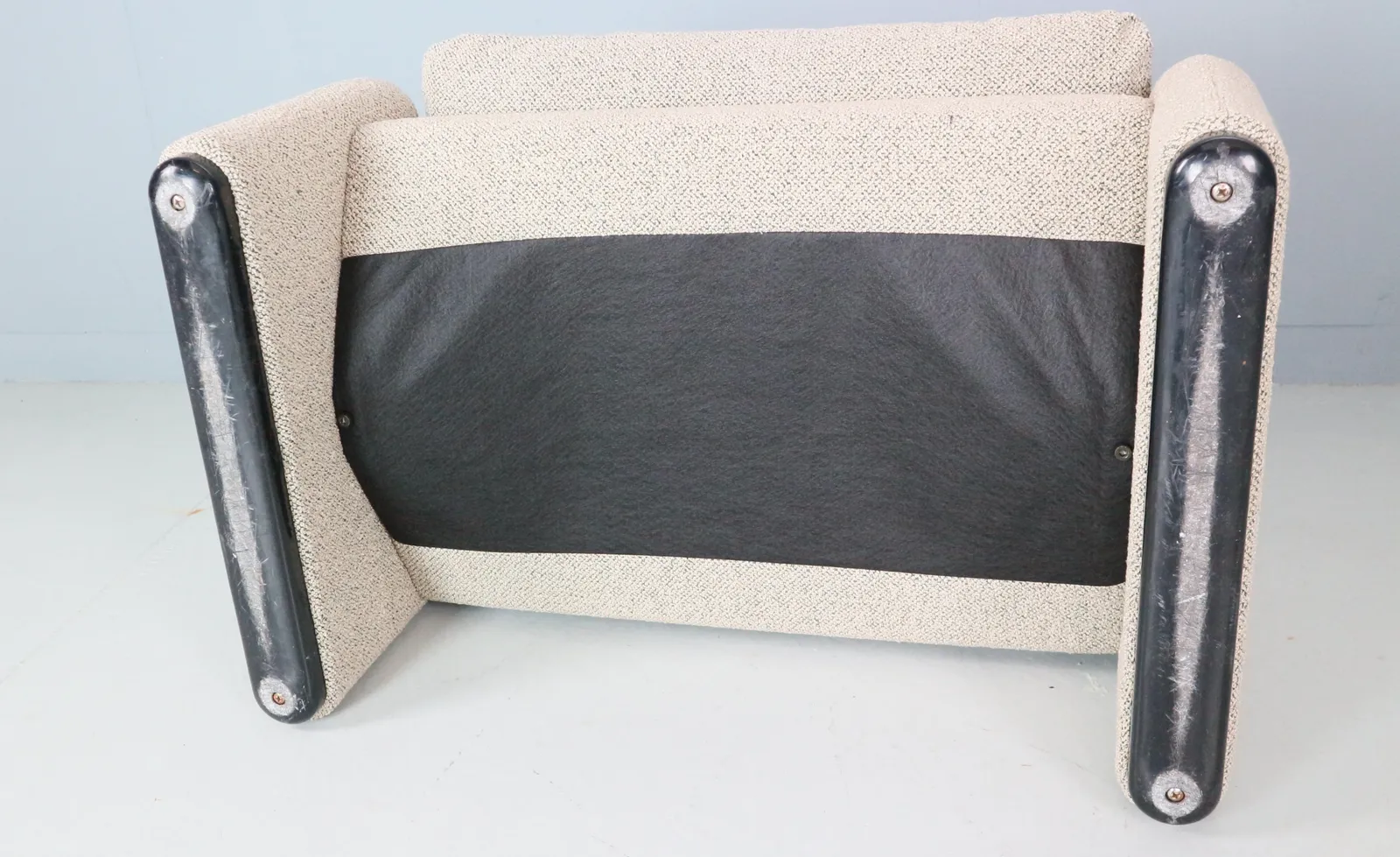 Vico Magistretti "Maralunga" 3 Seater And Footstool Re Upholstered For Cassina photo 4200.0
