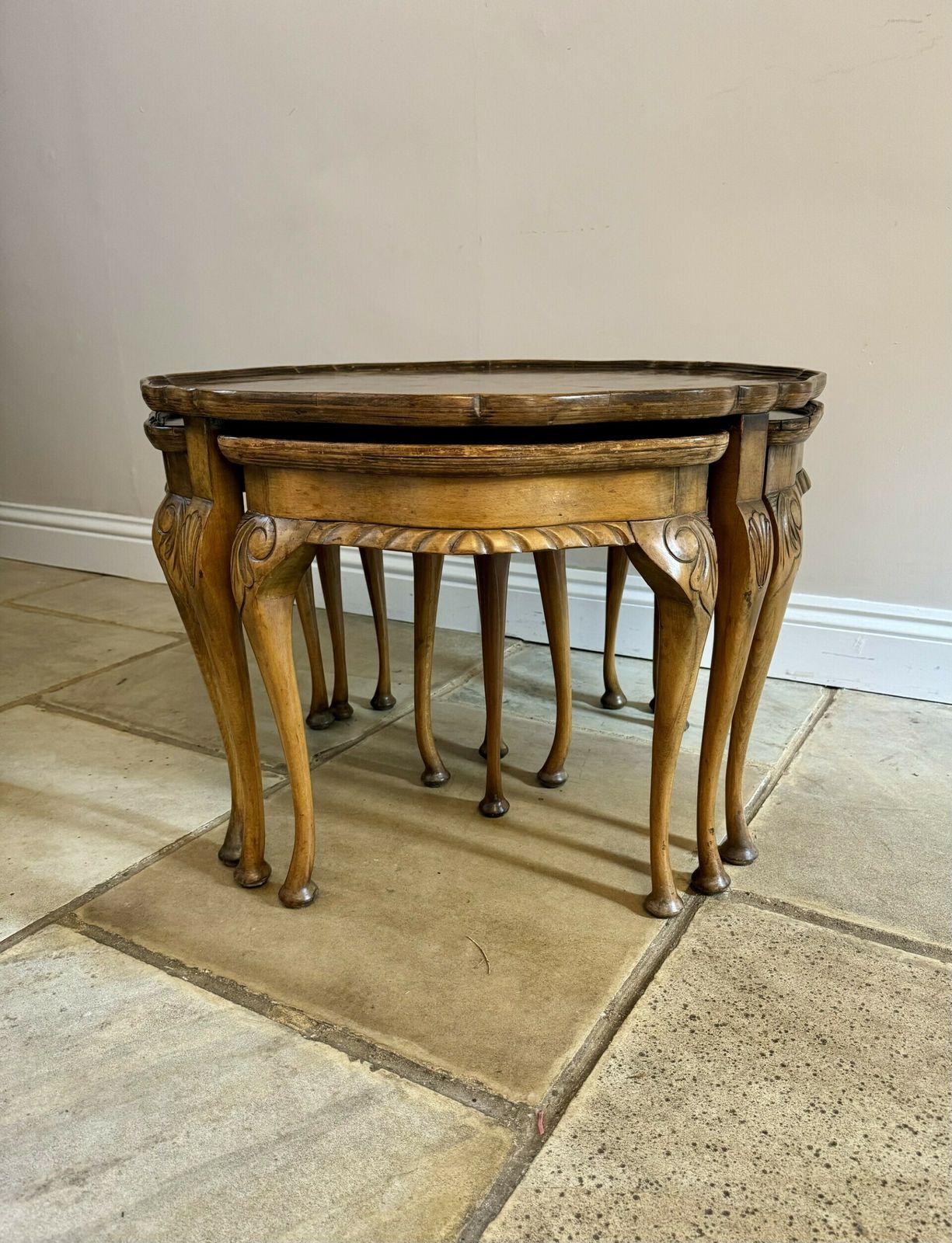 photo furniture Antique Quality Burr Walnut Nest Of Five Tables