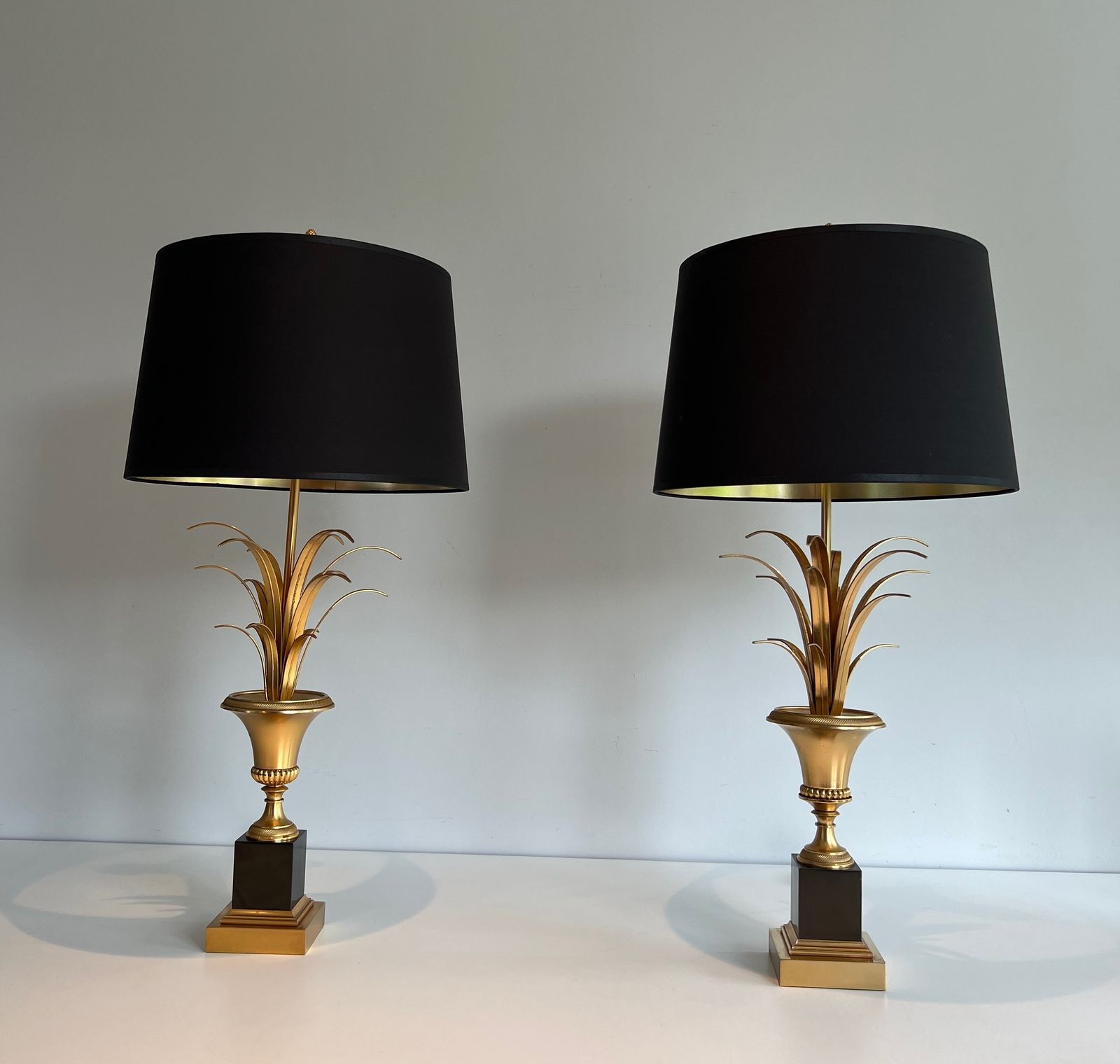 photo vinterior Pair Of Palm Tree Lamps In Chrome And Brass In The Style Of Maison Charles. Circa 1970