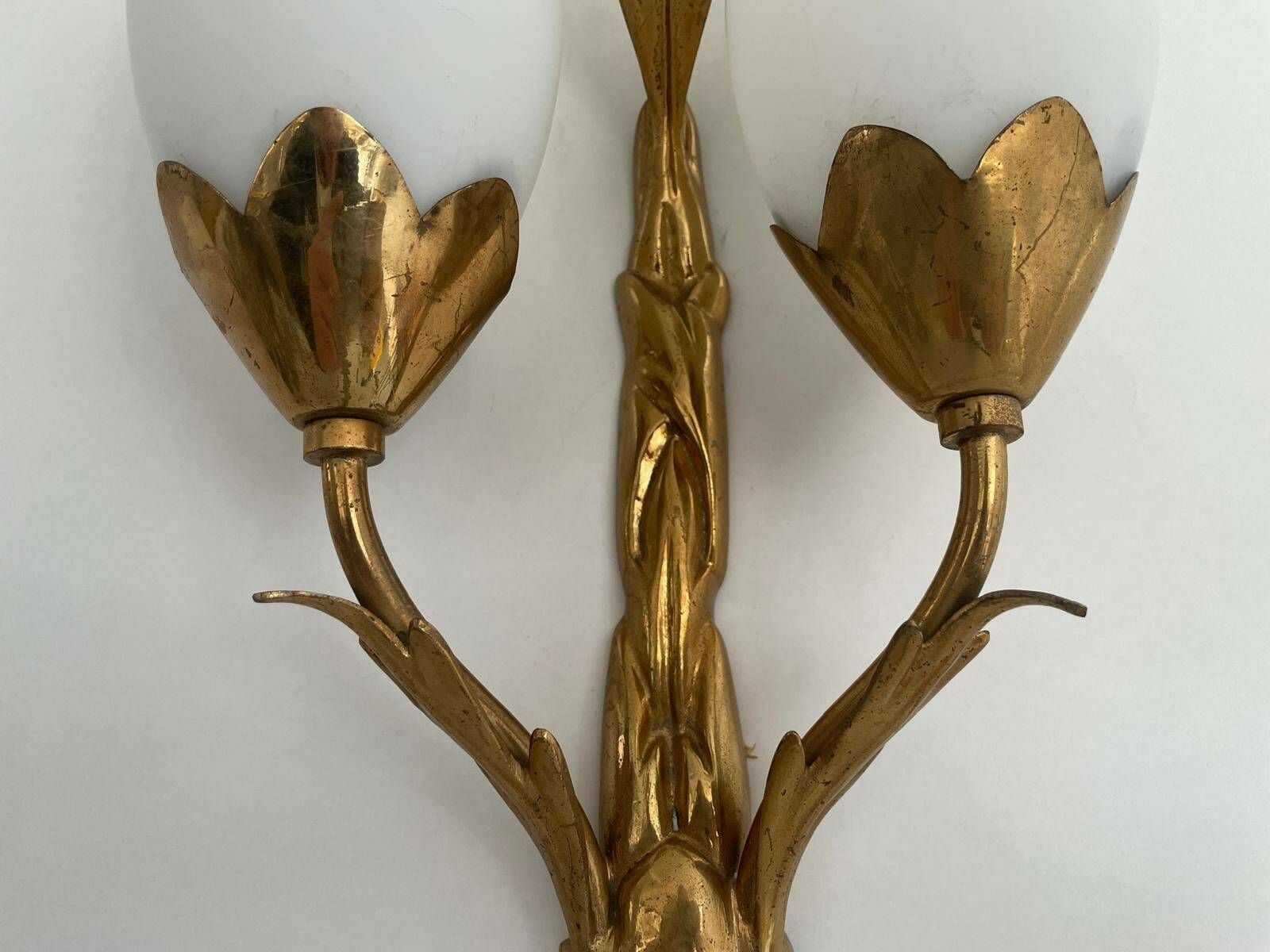 photo furniture Exclusive Italian Tulip Design Triplet Glass Shade And Brass Body Luxurious Wall Lamp, 1960s, Italy