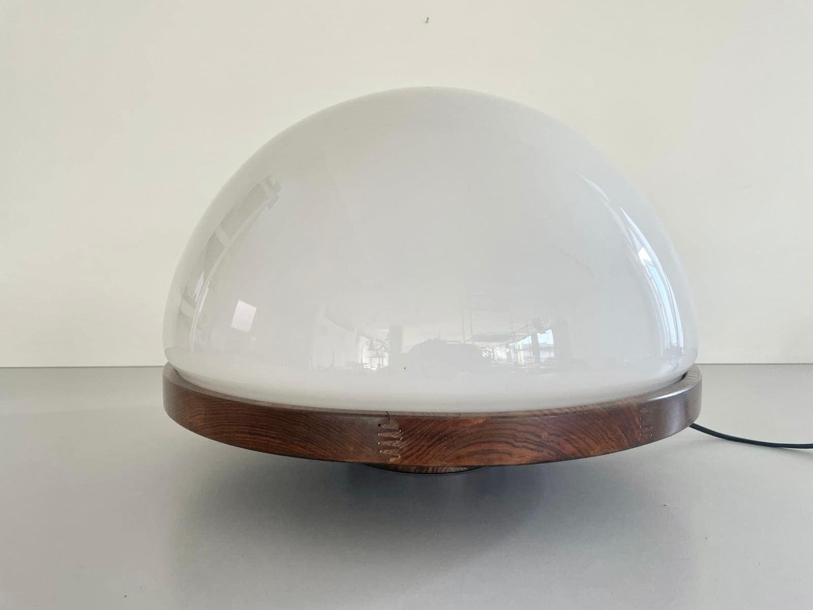 Model 3/3 Table Lamp In Glass And Wood By Luigi Massoni For Selenova, Italy, 1970s photo Lighting