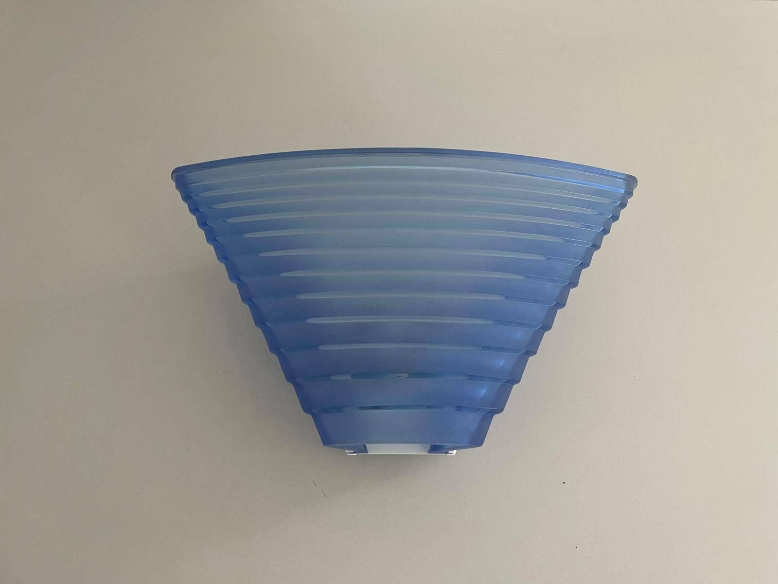 Model Pergamo 38 Murano Glass Single Sconce By Angelo Mangiarotti For Artemide, 1980s, Italy photo for sale