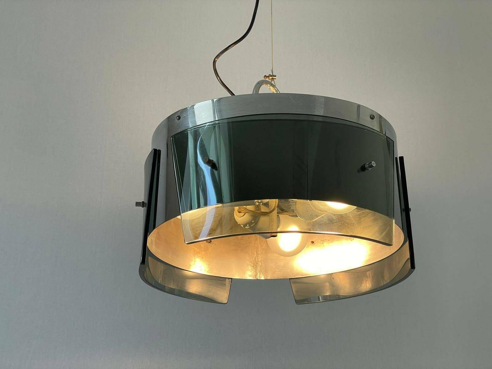 photo furniture Italian Design Cylindrical Green Glass And Chrome Pendant Lamp, Italy, 1970s