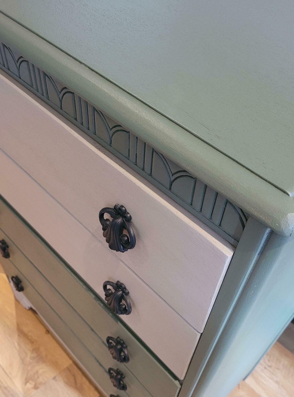 Mid Century Lebus Chest Of Drawers: Cream & Green Accent, Versatile Storage, Bedroom, Living Room photo vintage