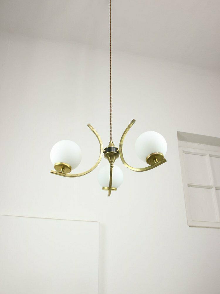 photo vintage Mid Century Italian Brass And Opaline Chandelier