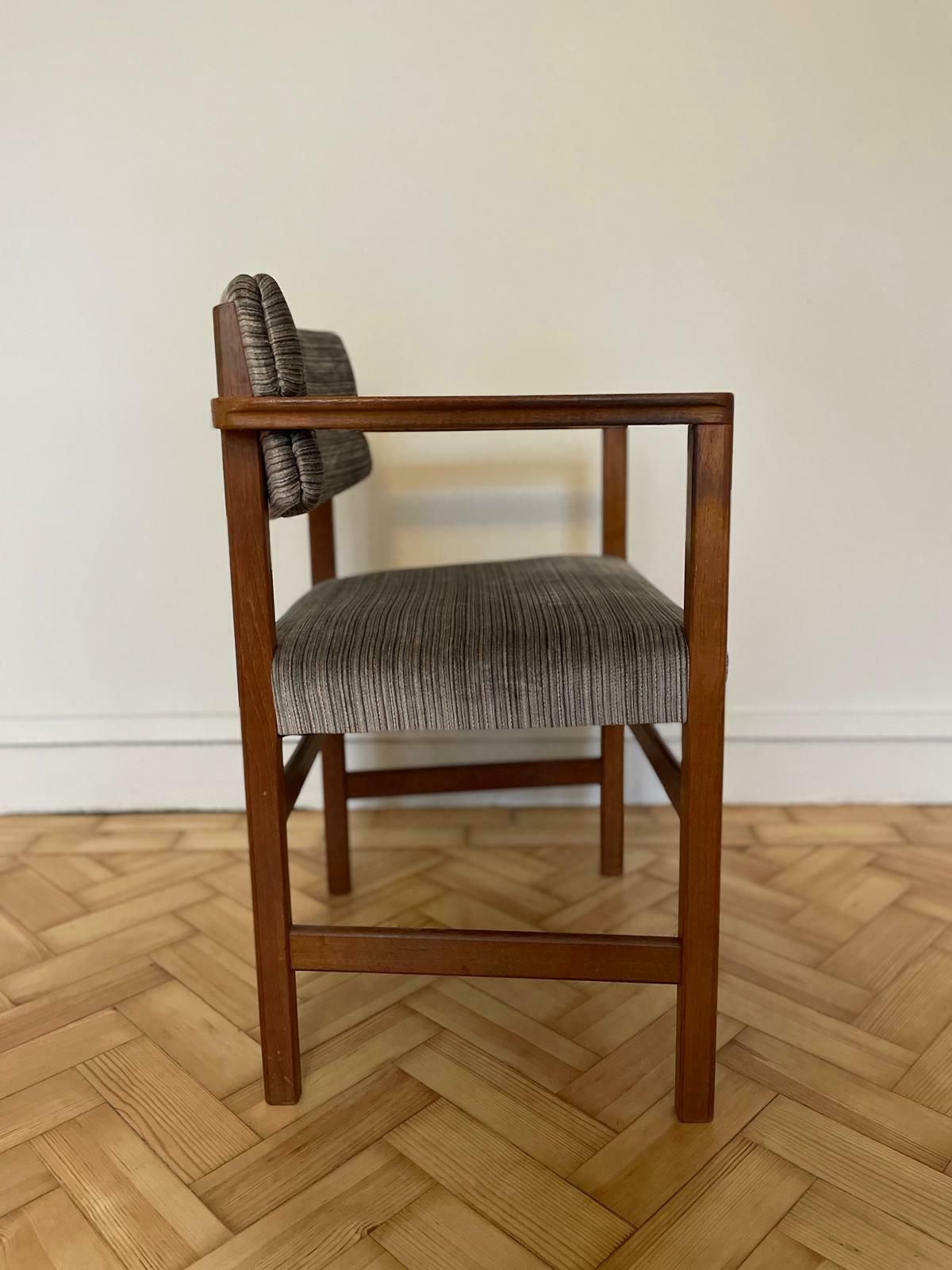 Mid Century Robert Heritage For Archie Shine Dining Chairs (Set Of 8) photo 1850.0