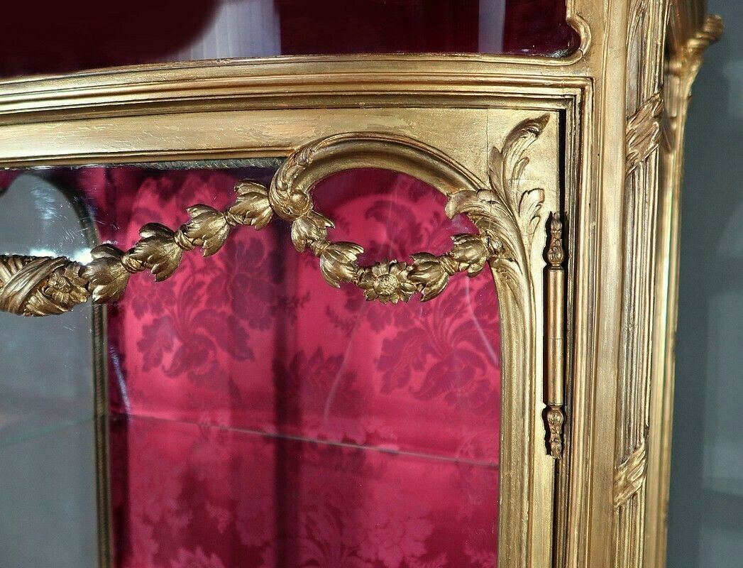 Curved Display Cabinet In Gilded Wood, Transition Louis XV Louis XVI – Early 20th Century photo vintage