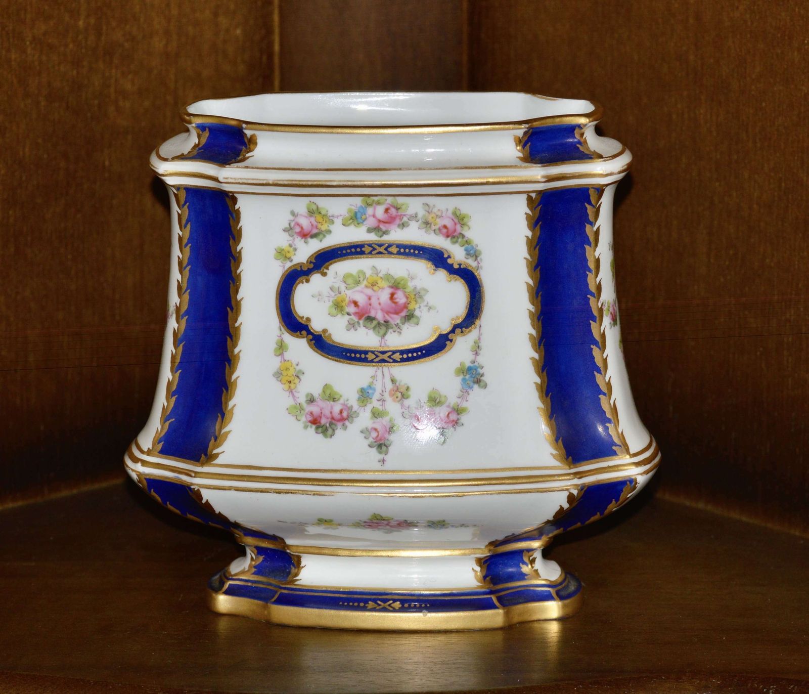 Royal Crown Derby 1912 Excellent Quality Hand Painted Floral Vase photo for sale