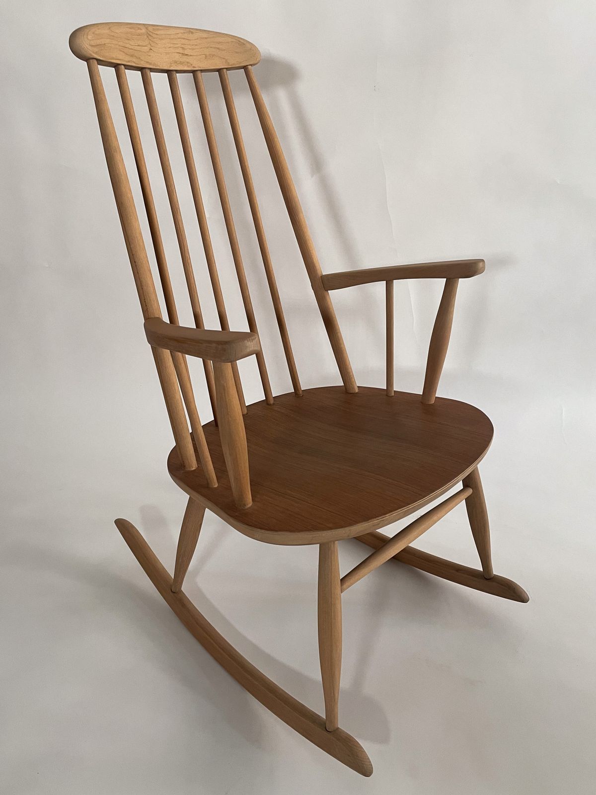 1960’s Vintage Rocking Chair Attributed To Stol Kamnik photo 425.0