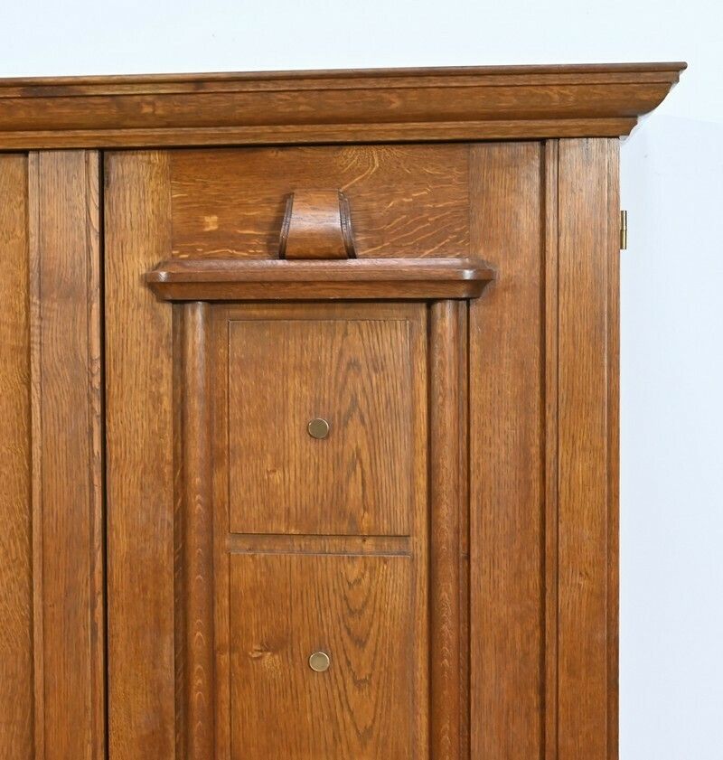 photo vinterior Oak Bookcase, Art Deco Period – 1940
