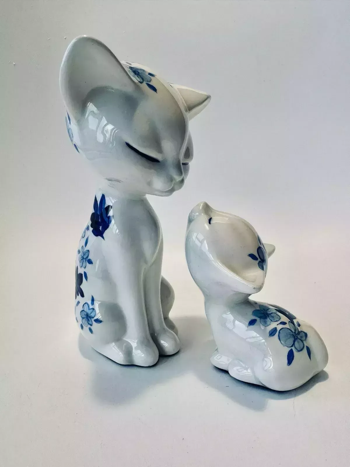 Mid Century Mcnees Cat And Kitten Figurines Hand Painted By Sandra Palmer photo 75.0