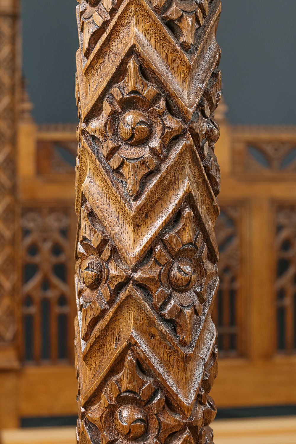 photo furniture English 16th Century Gothic Pugin Style 5ft King Size Oak Carved  Bed (Circa 1930)