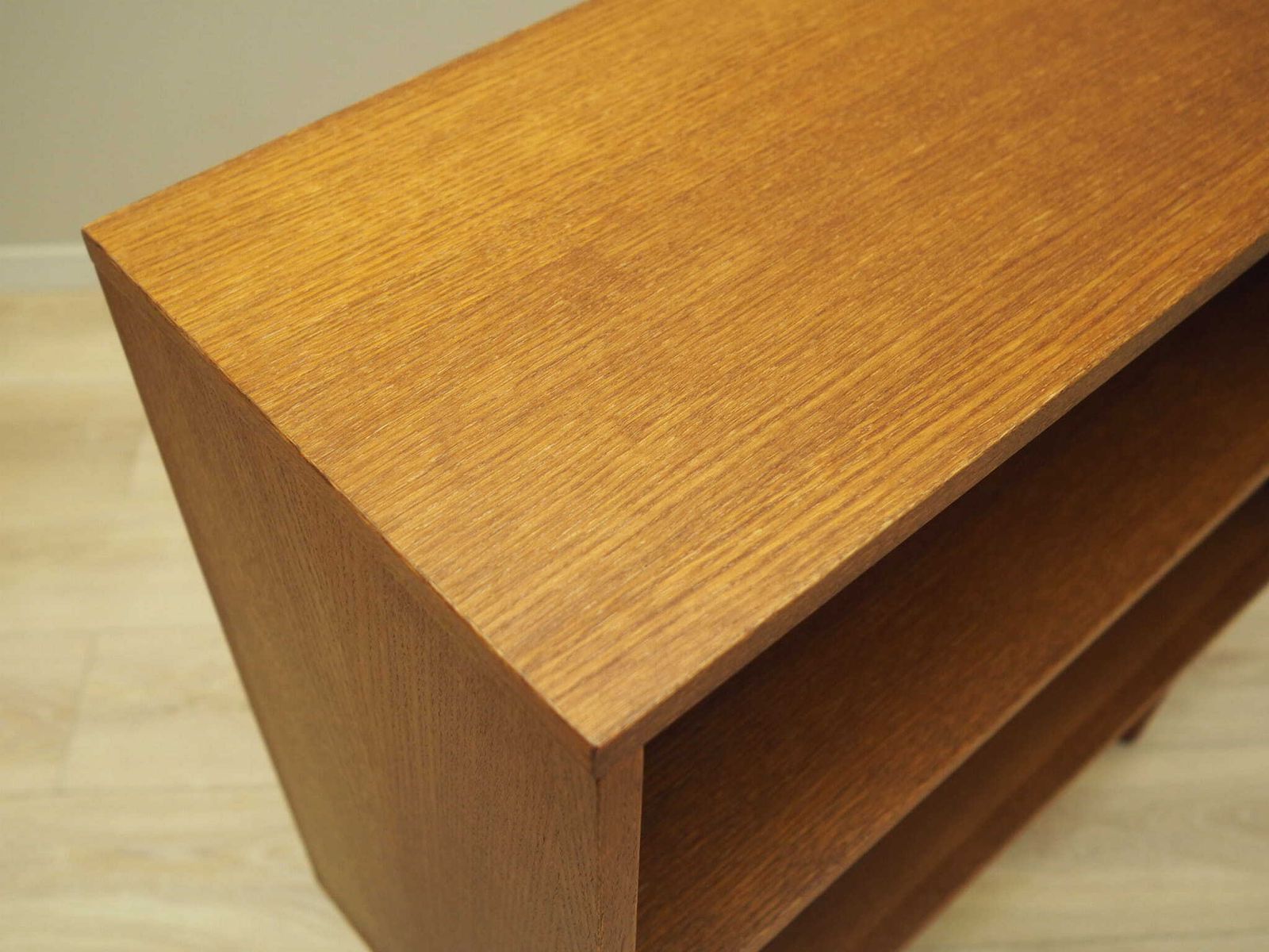 Oak Bookcase, Scandinavian Design photo vinterior