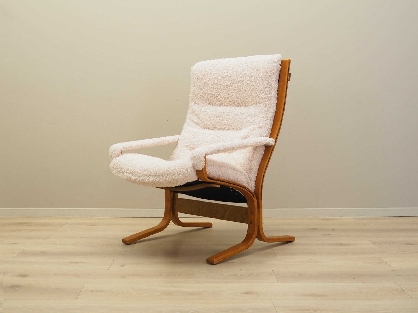 Lounge Armchair, Norwegian Design, 1970s, Designer: Ingmar Relling, Manufacturer: Westnofa photo for sale