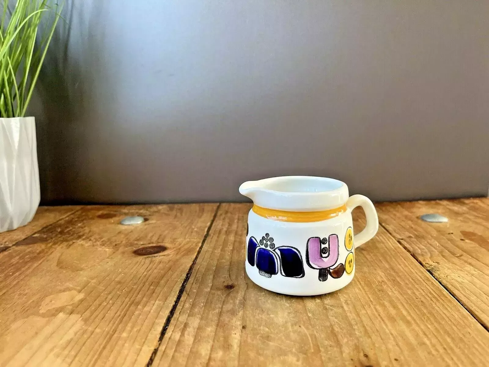 V.Rare 70's Mid Century Modern Swedish Rorstrand Karneval F555 Milk Cream Jug photo for sale