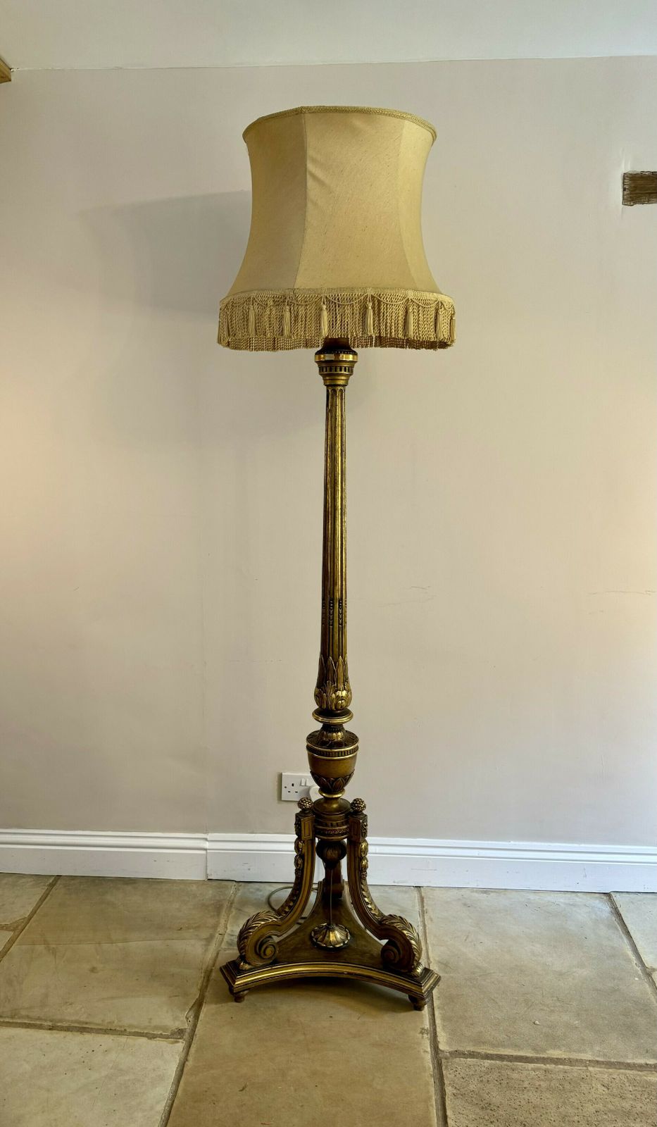 Outstanding Quality Antique French Carved Gilded Standard Lamp photo furniture