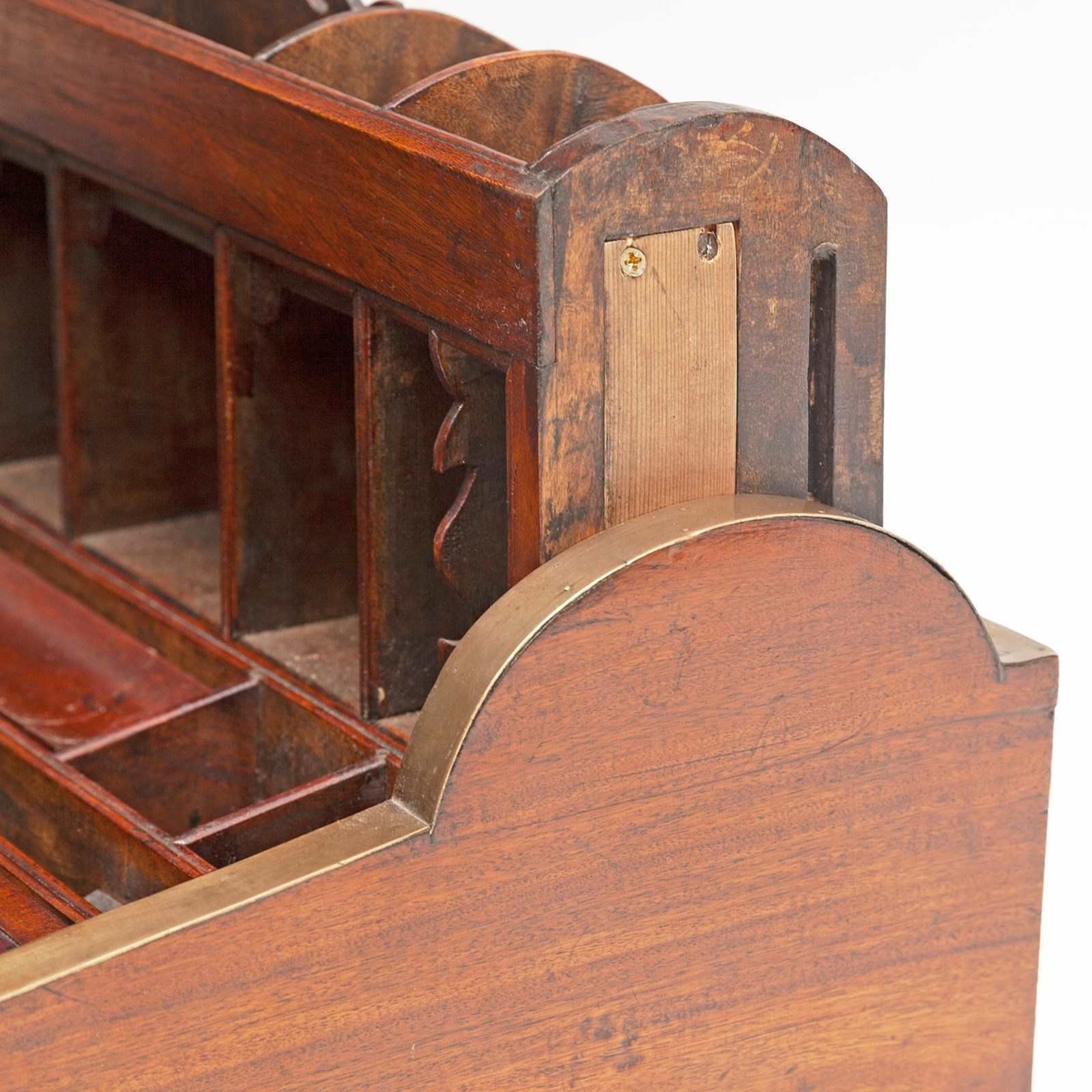 Late 19th Century Camphorwood Writing Box Made In British Imperial India photo Home Decor