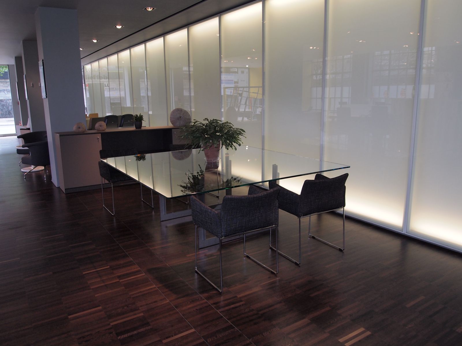 Original Square Glass Sarpi Dining Table By Carlo Scarpa photo for sale