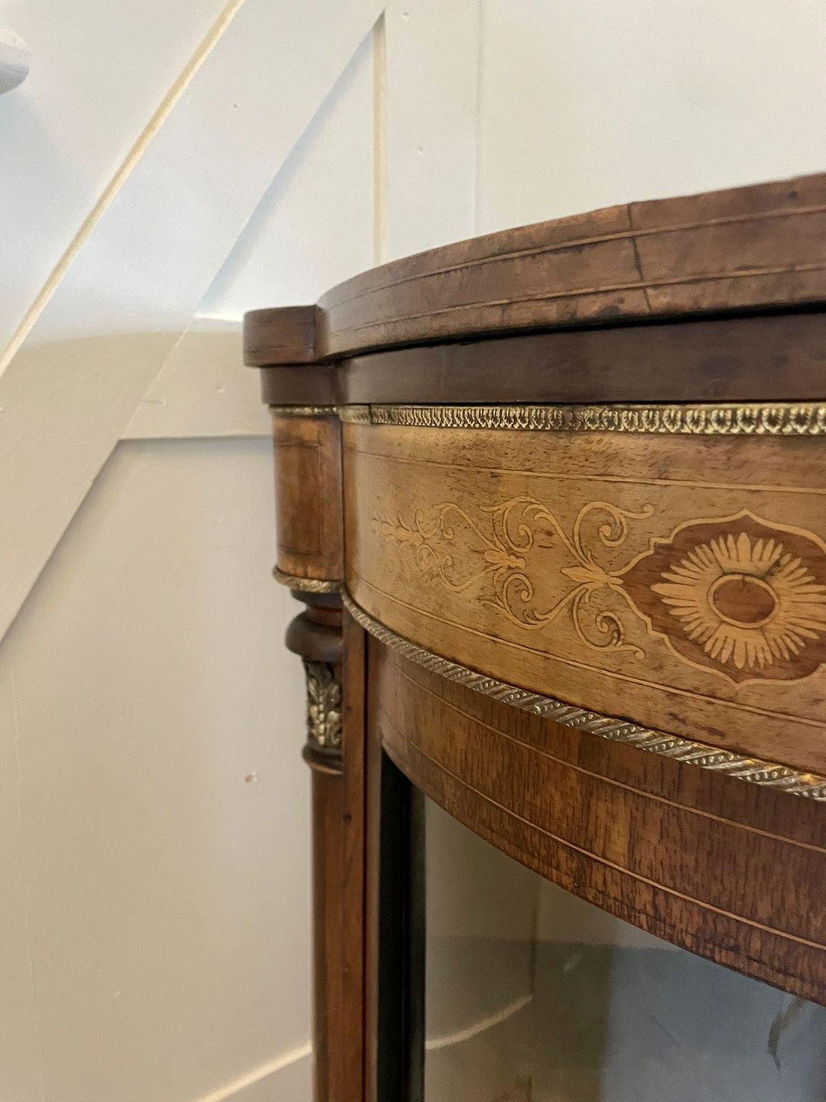 photo buy Superb Quality Antique 19th Century Burr Walnut Inlaid Credenza