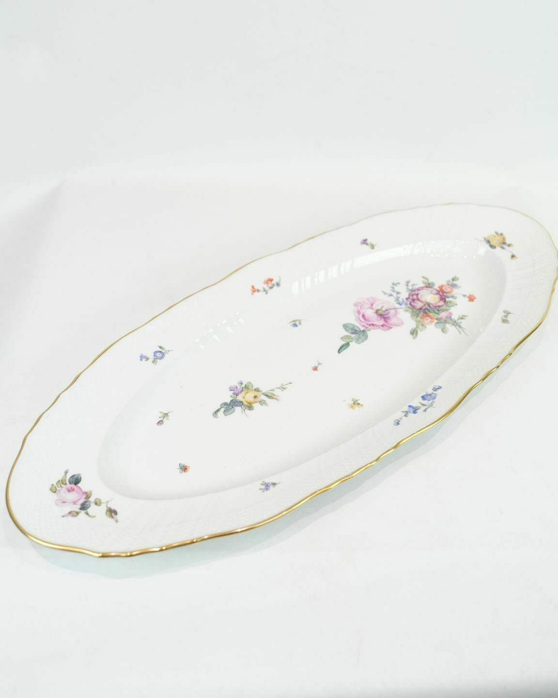 Fish Dish Kgl. Saxon Flower Decorated With Gold Hand Painted By Royal Copenhagen In  Approx From 1923
