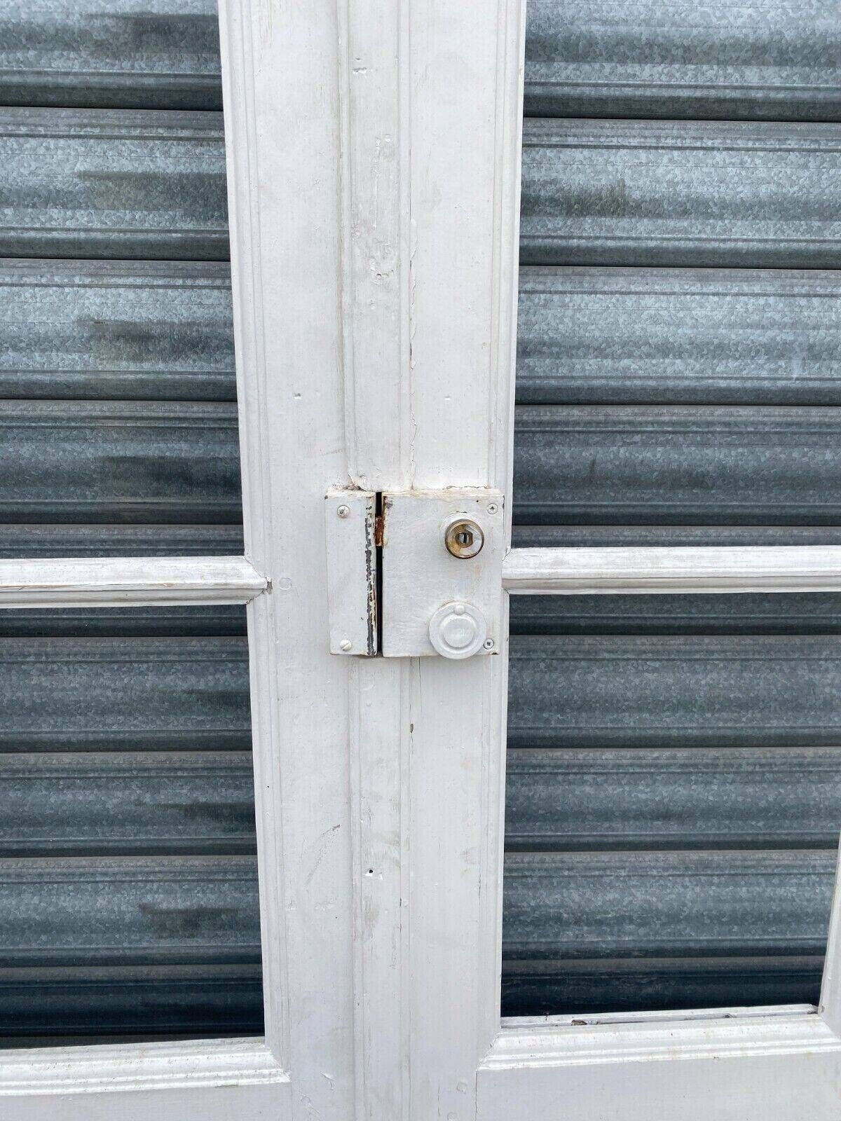 photo furniture Suite Of Four Passage Doors With Small Tiles 20th Century