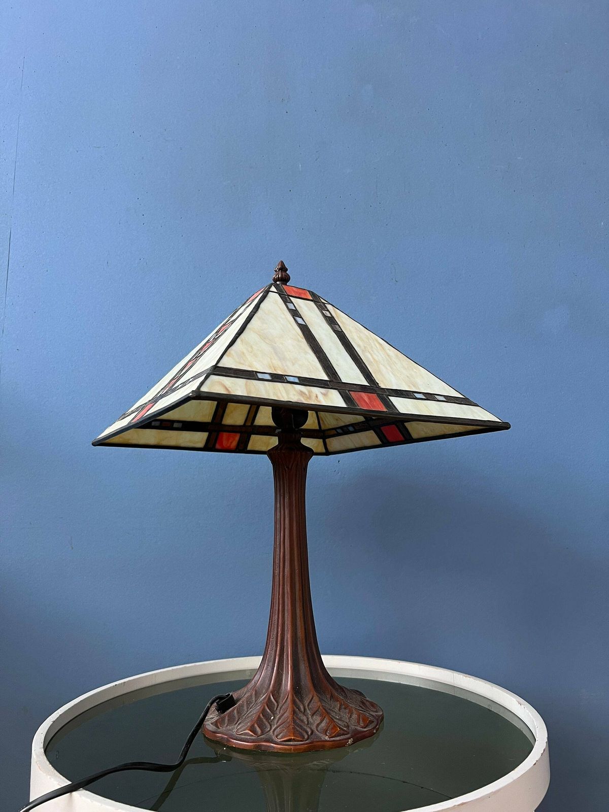 Colourful Tiffany Stained Glass Table Lamp Art Deco Style photo vintage