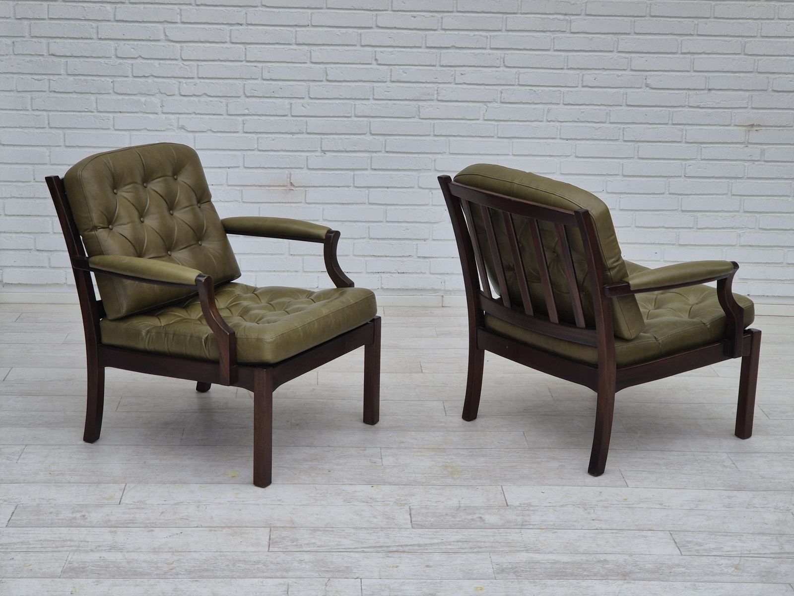 Jaren 1970, Scandinavische Fauteuil, Meubelleer, Massief Teakhout. photo furniture