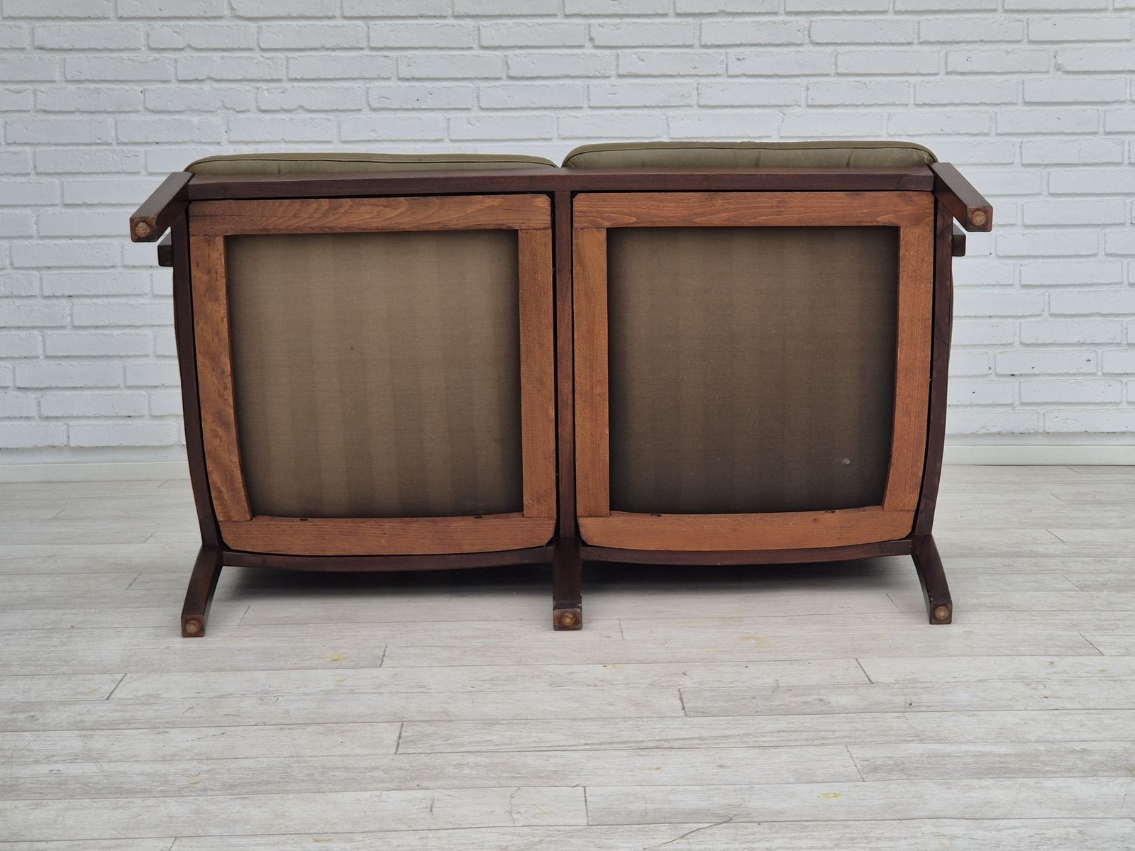 photo furniture 1970s, Scandinavian 2 Seater Sofa In Original Condition, Green Furniture Leather, Solid Teak Wood.