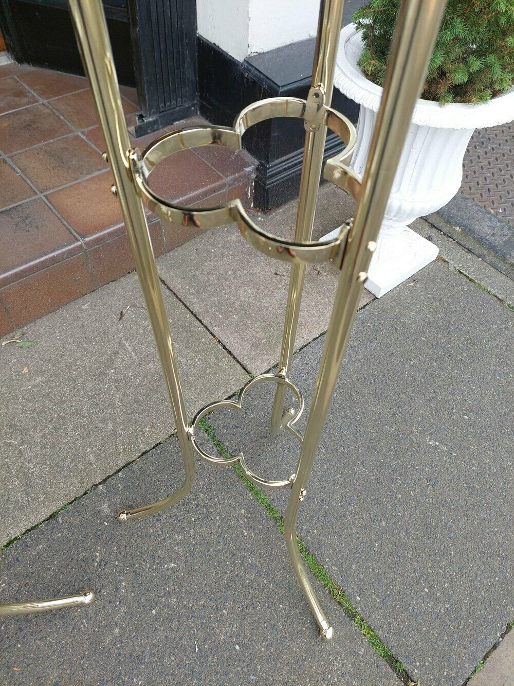 Pair Of Early 20thc Brass Jardiniere Stands photo Home Decor