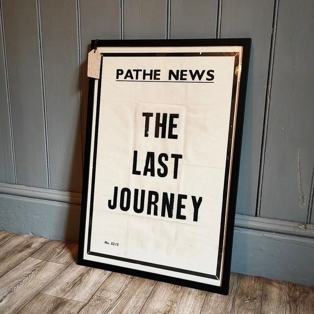Pathe News Theatre Poster (King George's Last Journey) photo vinterior