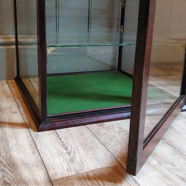 Edwardian Mahogany Shop Display Cabinet photo Furniture