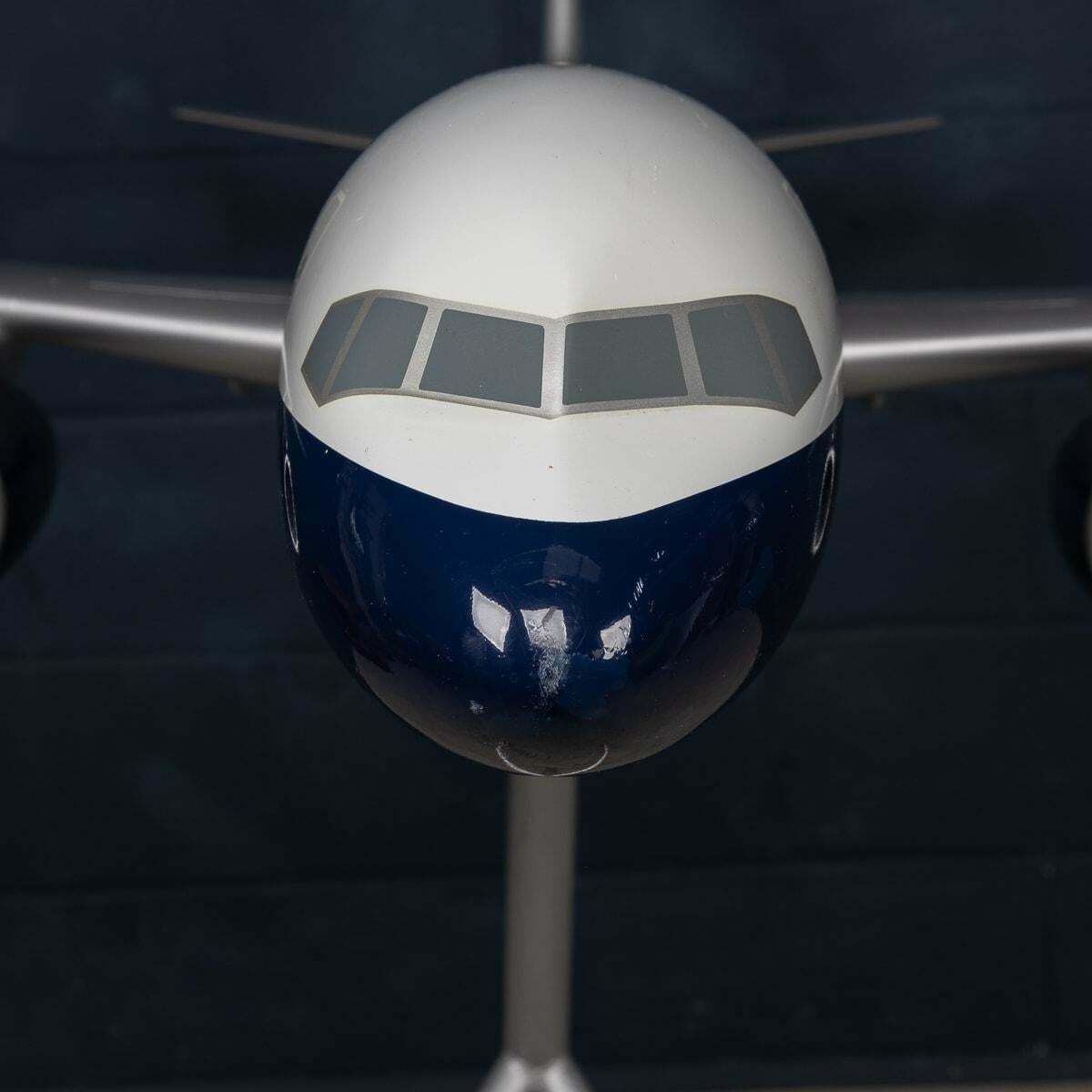 3895.0 20th Century Large Boeing 757 With British Airways Landor Livery By Space Models photo