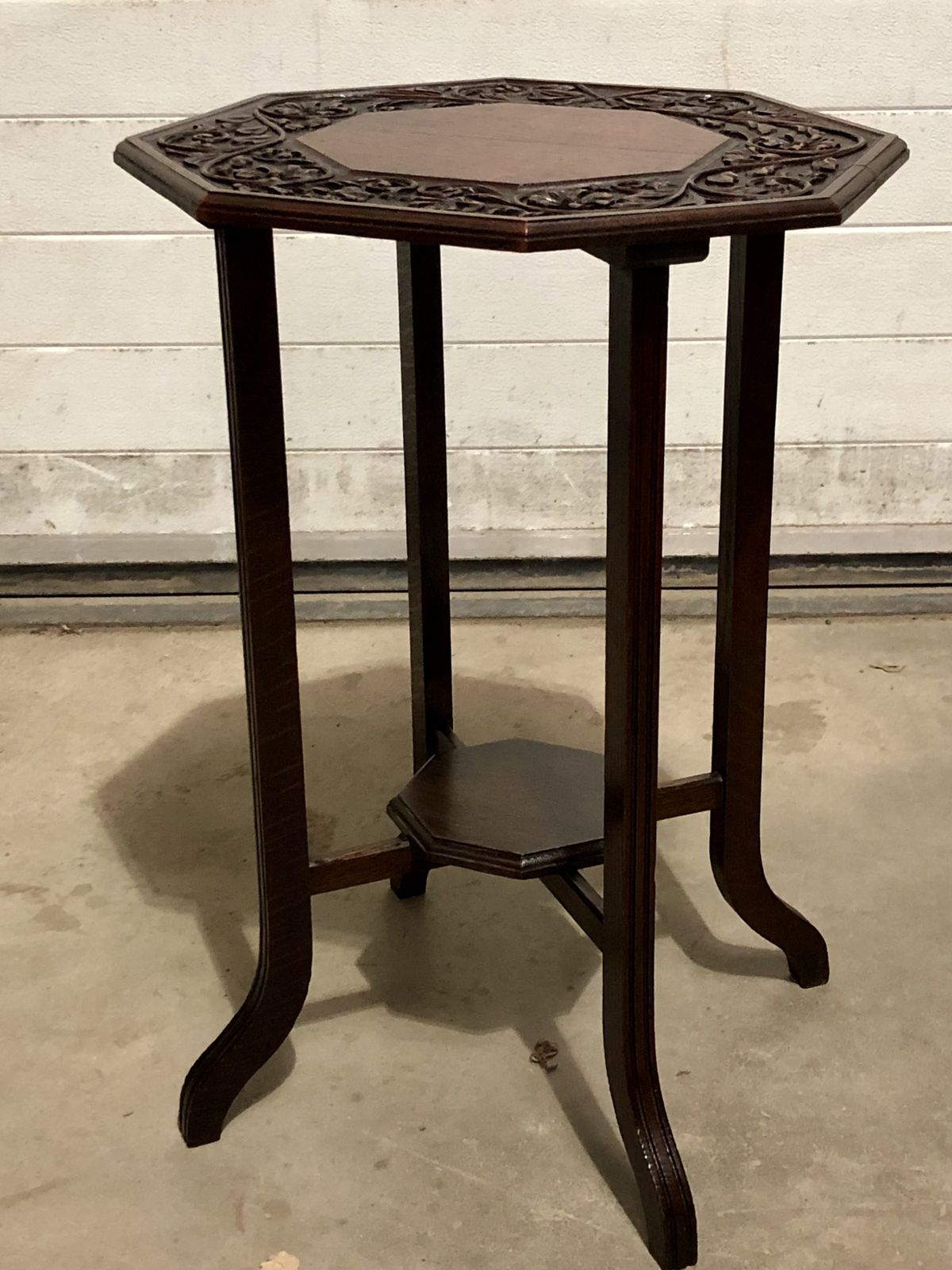 photo vinterior Handsome Carved Oak Art Nouveau Occasional Table / Large Plant Stand