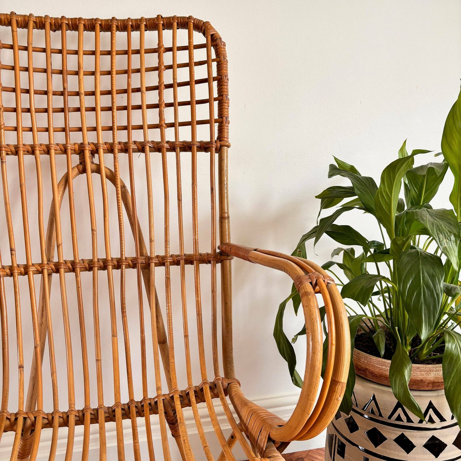Vintage Bamboo Chair, Cane Armchair. photo vintage