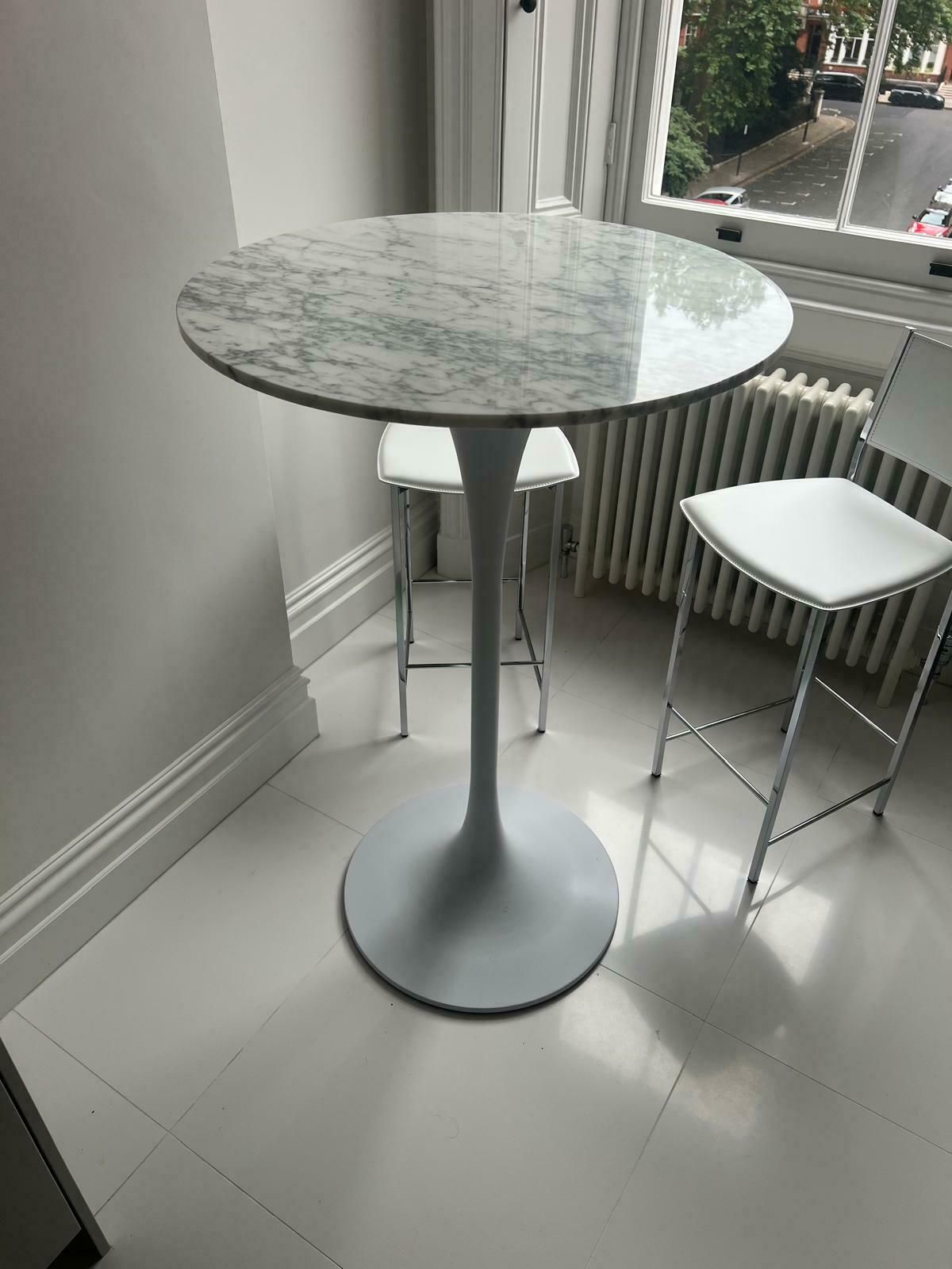 Tulip Style White Marble Bar Table