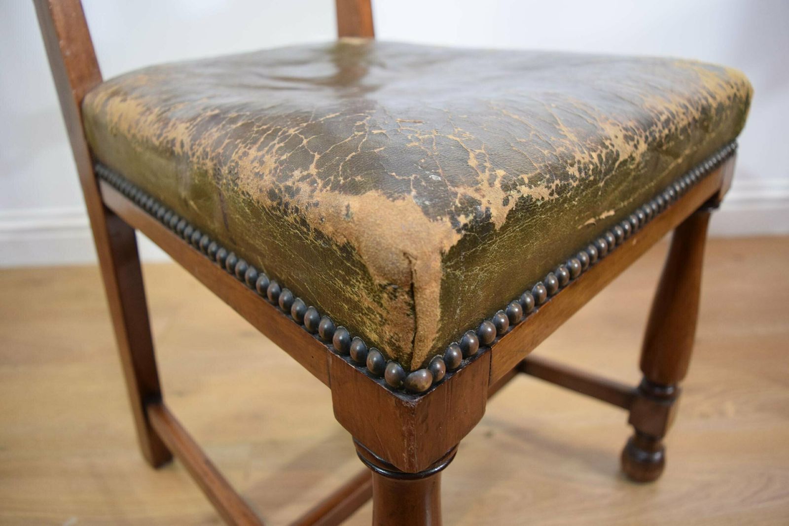 photo buy Marsh, Jones & Cribb Set Of Six Art Nouveau Dining Chairs