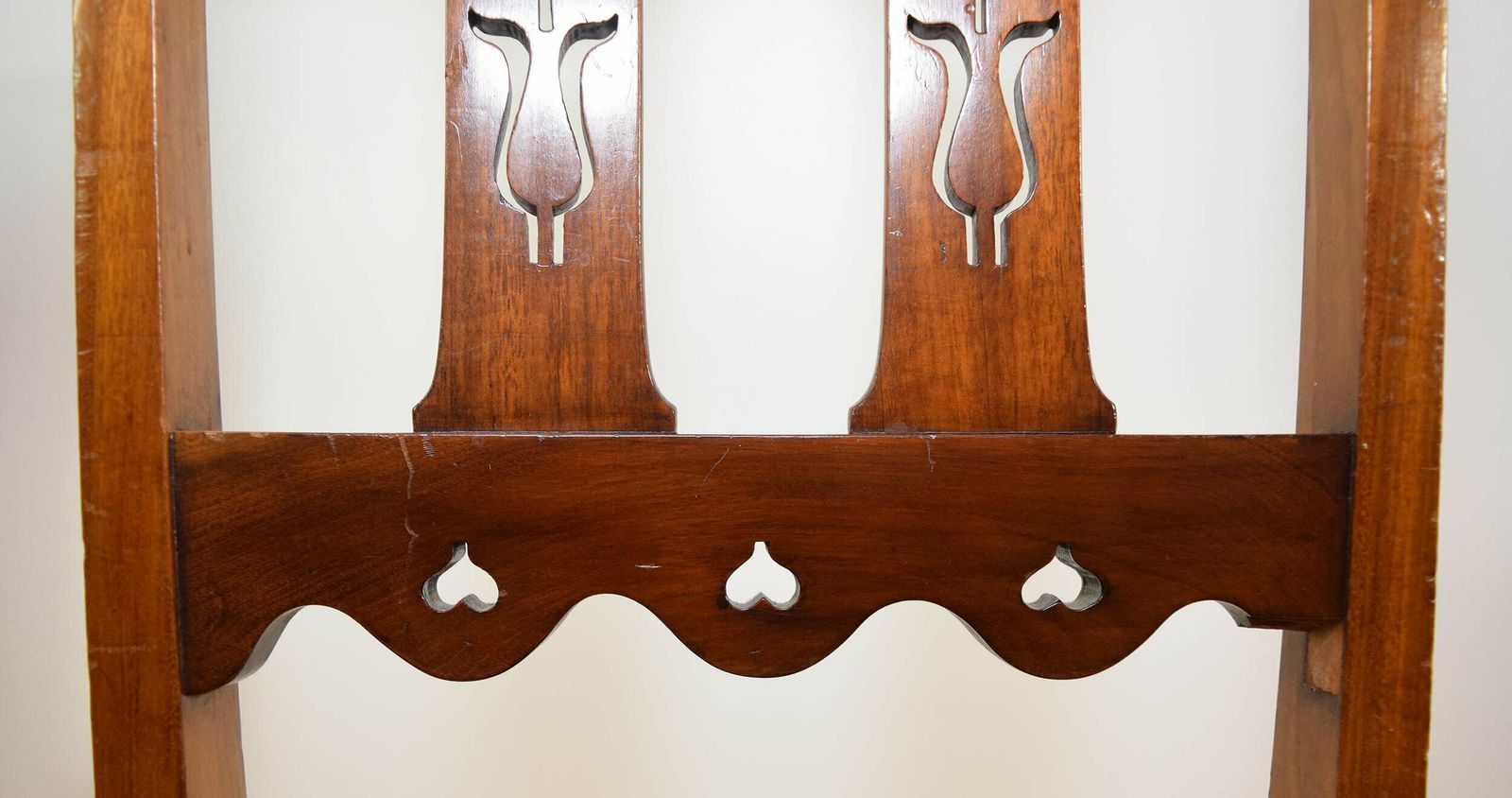 photo vintage Marsh, Jones & Cribb Set Of Six Art Nouveau Dining Chairs