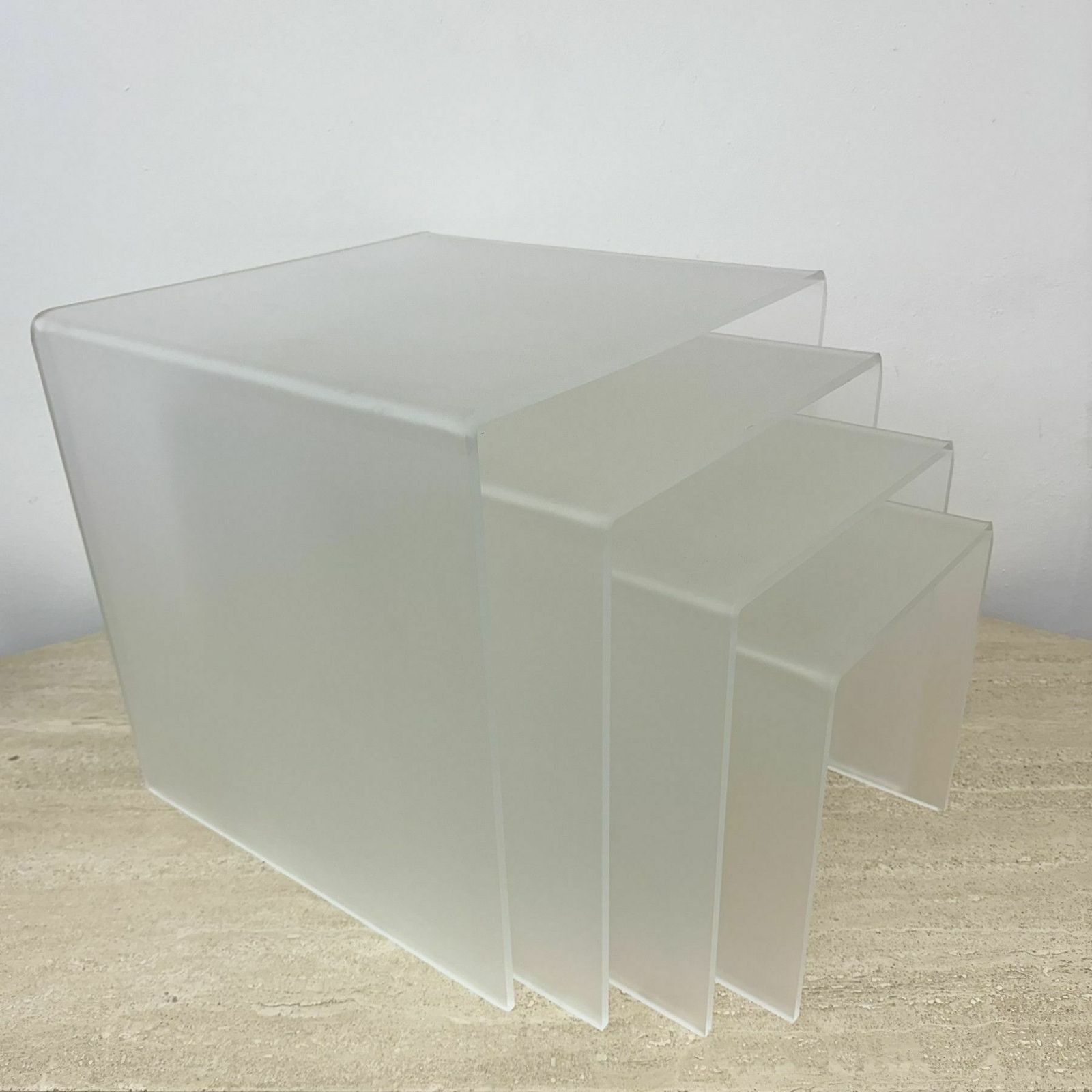 photo vinterior Set Of 4 Lucite Nesting Tables , 1970s